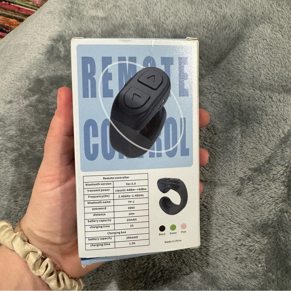 Remote control scrolling ring for phone and kindle